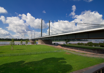 Theodor Heuss Brücke
