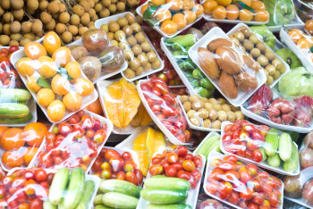 Plastik verpackte Lebensmittel