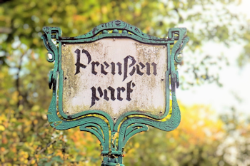 Schild Preussenpark in Berlin