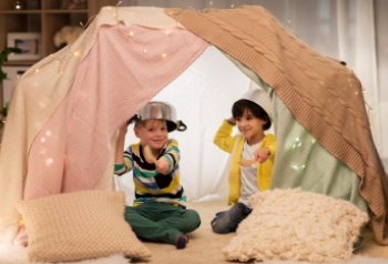 spielende Kinder